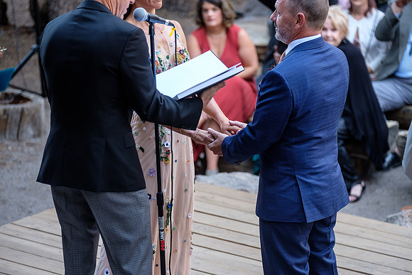 2.RJ_ceremony-192