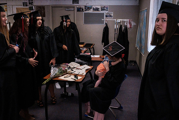 pali_grads-5