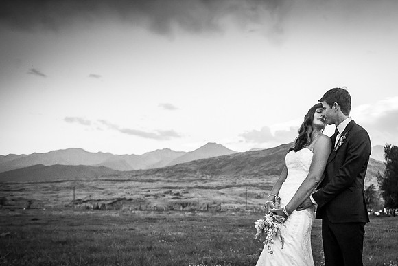 LG wed 2-0313-2